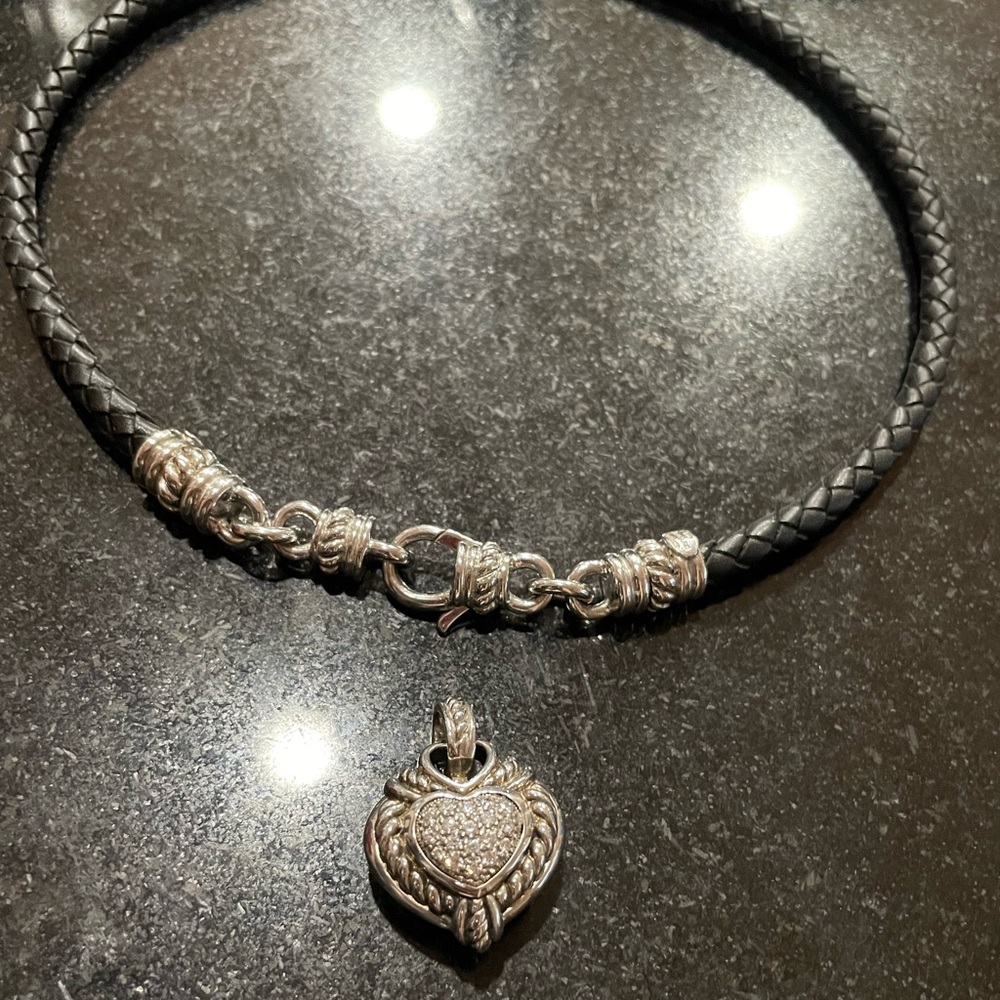 Judith Ripka Sterling and CZ heart pendant leather necklace and lobster clasp - Picture 5 of 8
